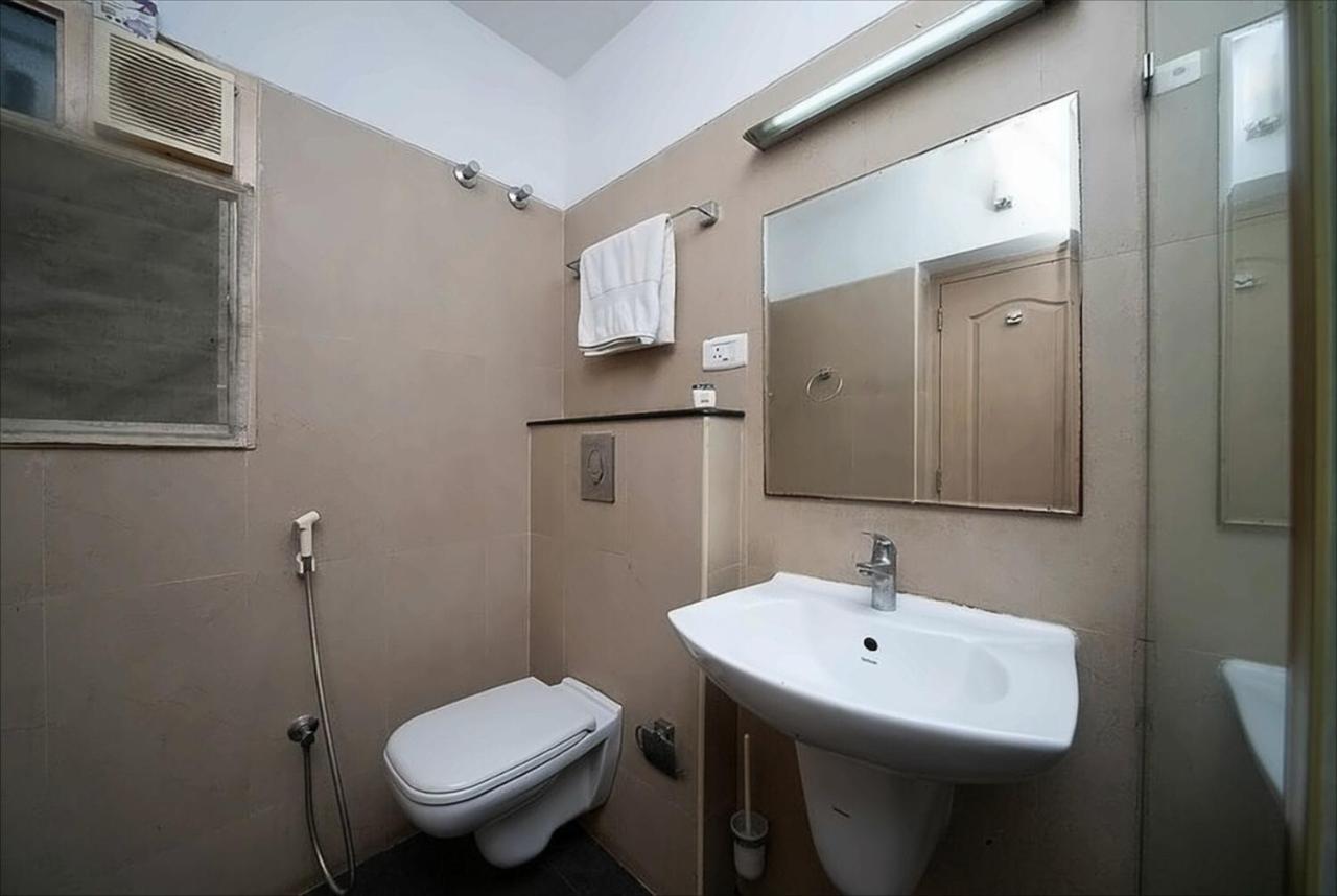 Stayeasy Tiruvanmiyur Chennai Exterior photo